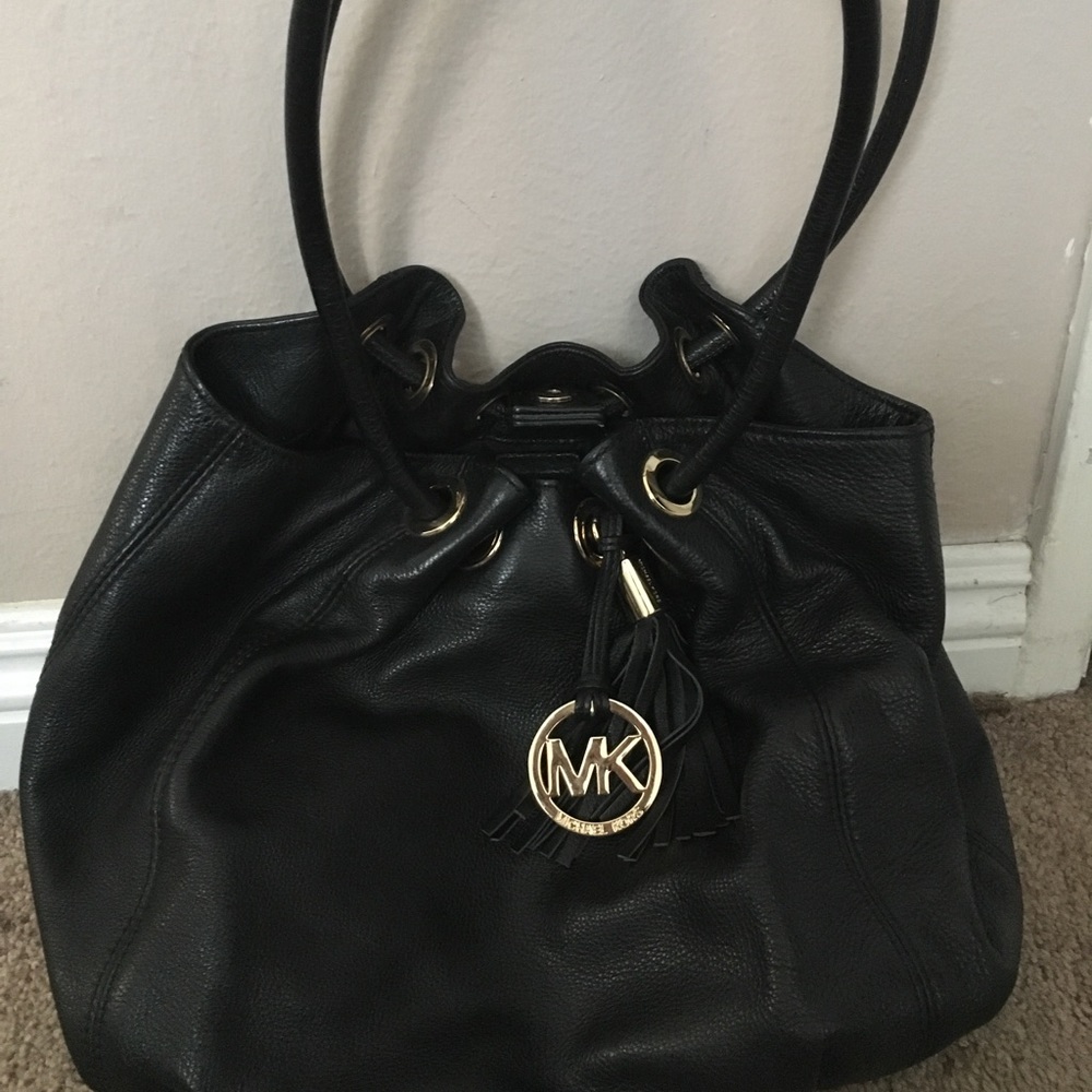 Authentic Michael Kors purse - Picture 2 of 4